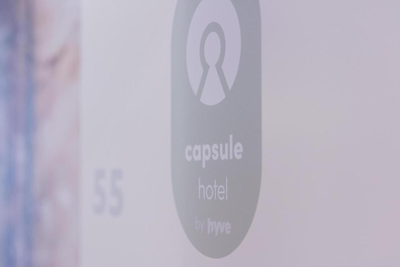 Capsule Hotel By Hyve Basel Exteriör bild
